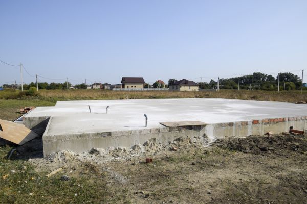 Barn Slab Installation in Camas
